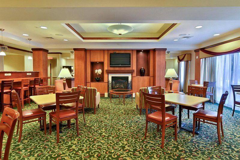 Fairfield Inn & Suites By Marriott State College Exterior foto